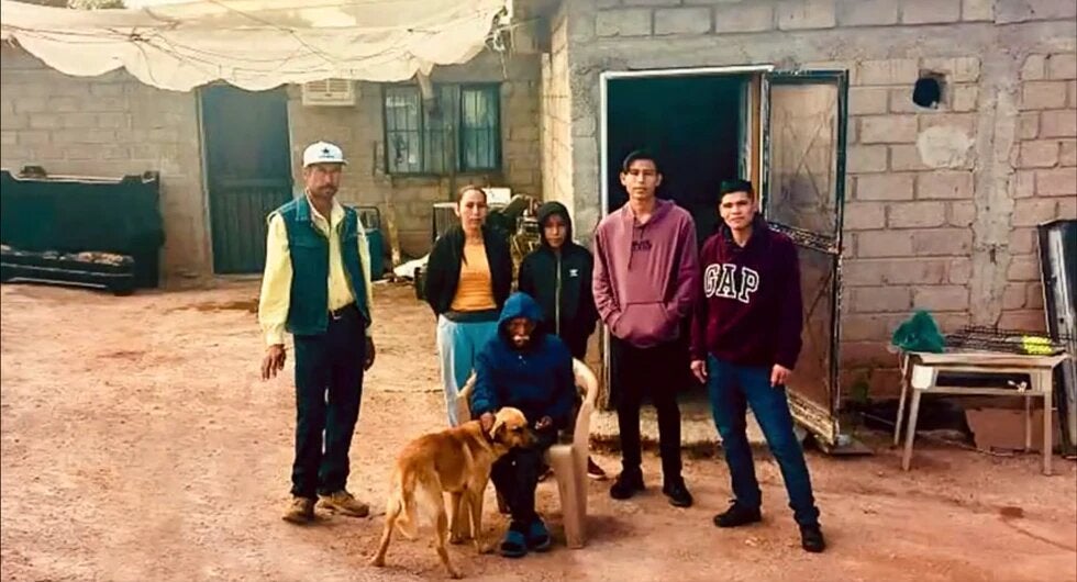 El Palomo, el perro mexicano que encontró a su familiar perdido en el desierto: "Últimamente se olvidaba todo, ¿se habría olvidado de mí?" El Palomo, el perro mexicano que encontró a su familiar perdido en el desierto: "Últimamente se olvidaba todo, ¿se habría olvidado de mí?"