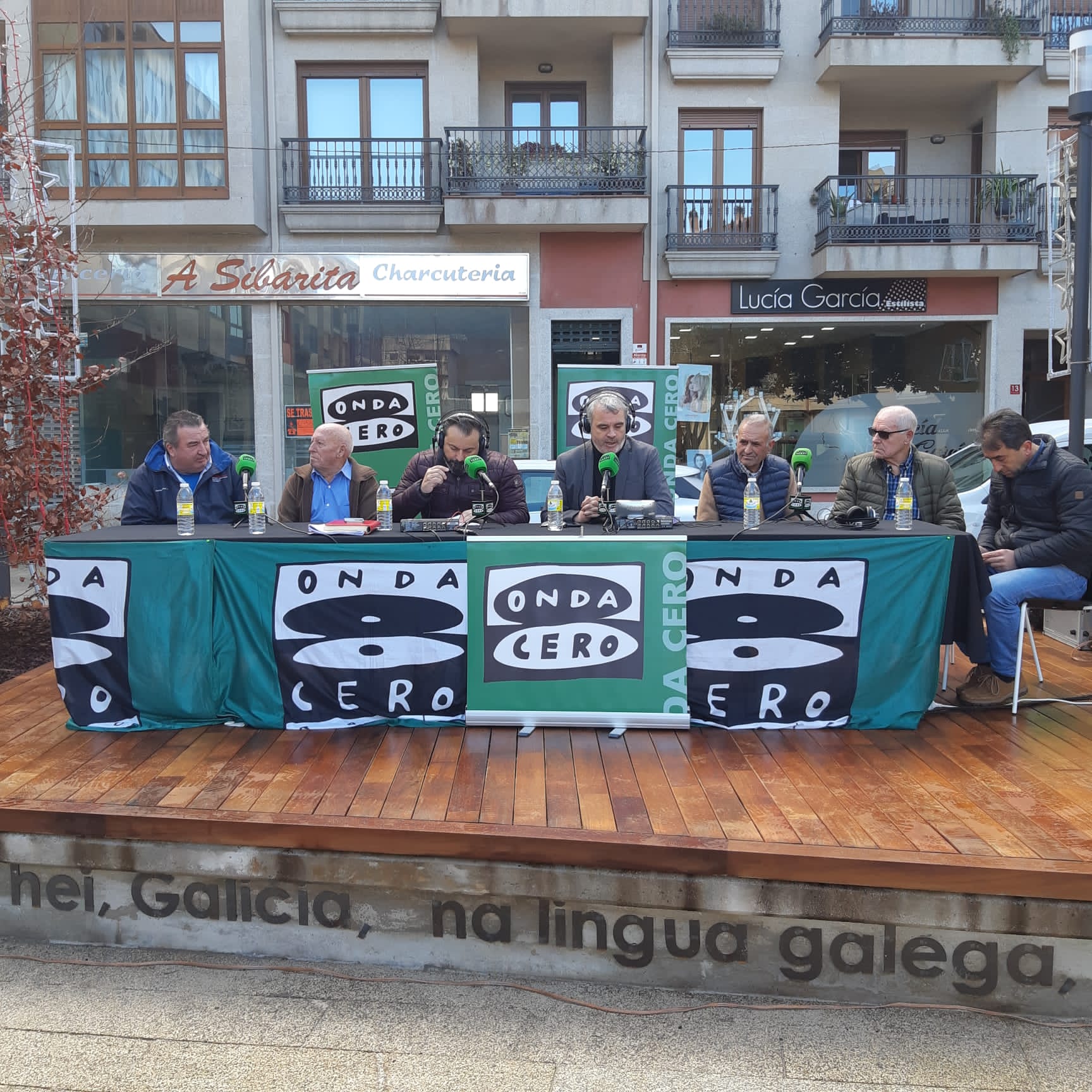 Más de Uno Provincia de Pontevedra 27/12/2022 Programa especial desde Gondomar Más de Uno Provincia de Pontevedra 27/12/2022 Programa especial desde Gondomar