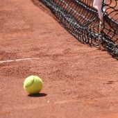 Imagen de archivo de una pelota de tenis
