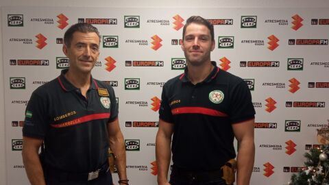 Los bomberos de Marbella han pasado por el estudio de Onda Cero