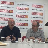 El secretario general de CCOO Illes Balears, José Luis García, y el secretario de comunicación del sindicato, Xisco Mellado