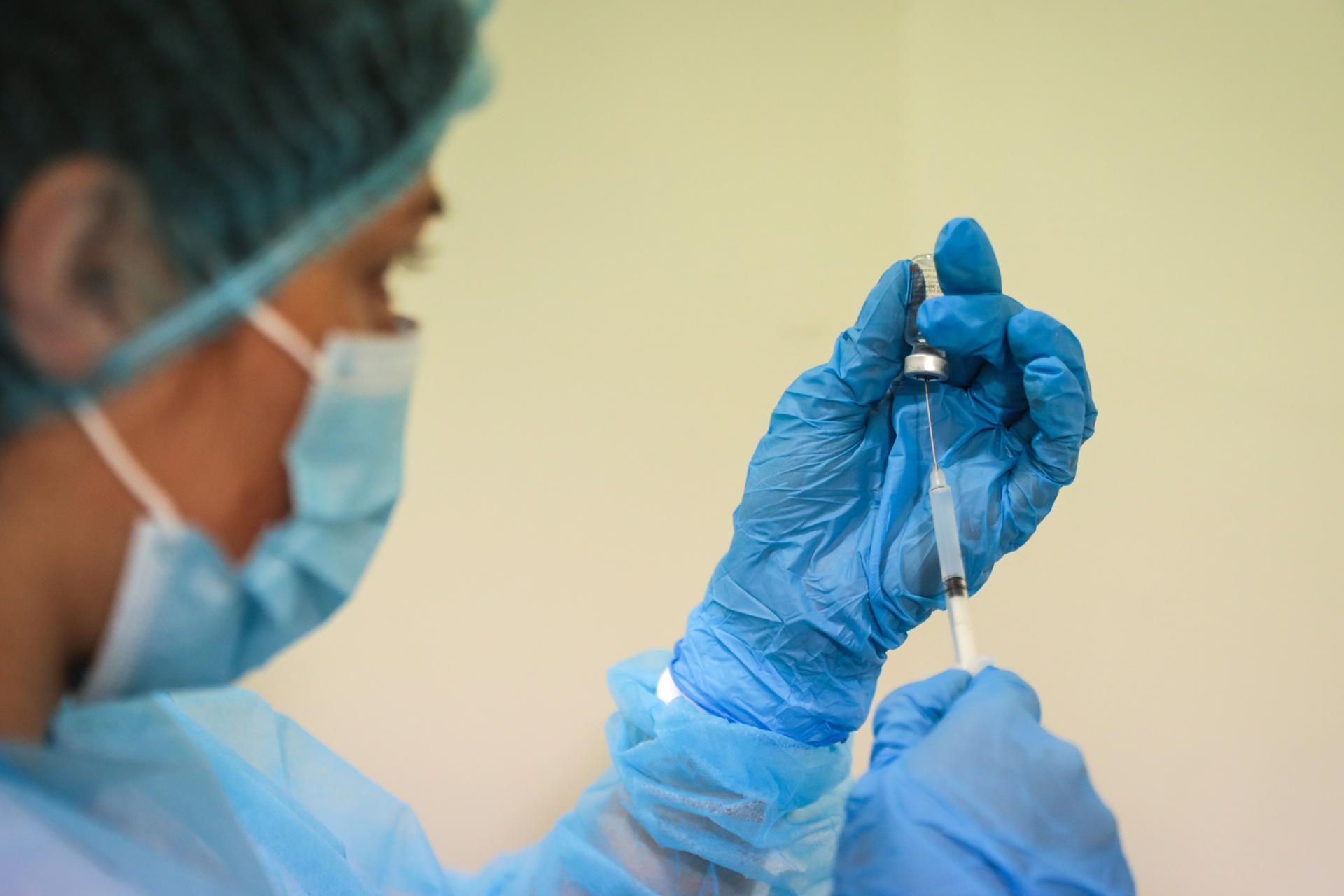 Vacuna covid: cómo y dónde pedir cita para la cuarta dosis en cada comunidad autónoma Vacuna covid: cómo y dónde pedir cita para la cuarta dosis en cada comunidad autónoma