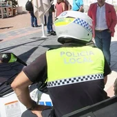 Imagen de archivo de un agente de la Policía Local de Marbella Imagen de archivo de un agente de la Policía Local de Marbella