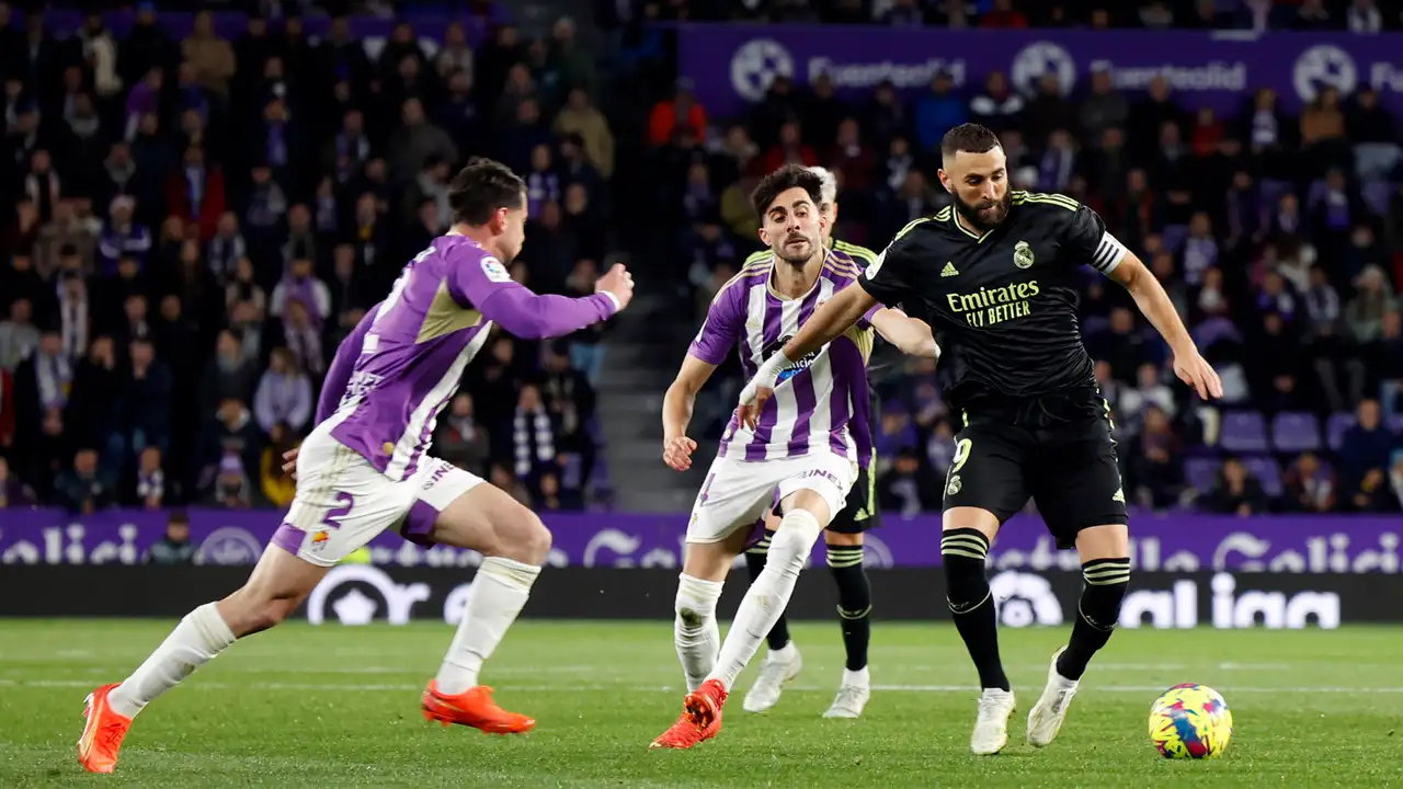 El delantero del Real Madrid Karim Benzema El delantero del Real Madrid Karim Benzema