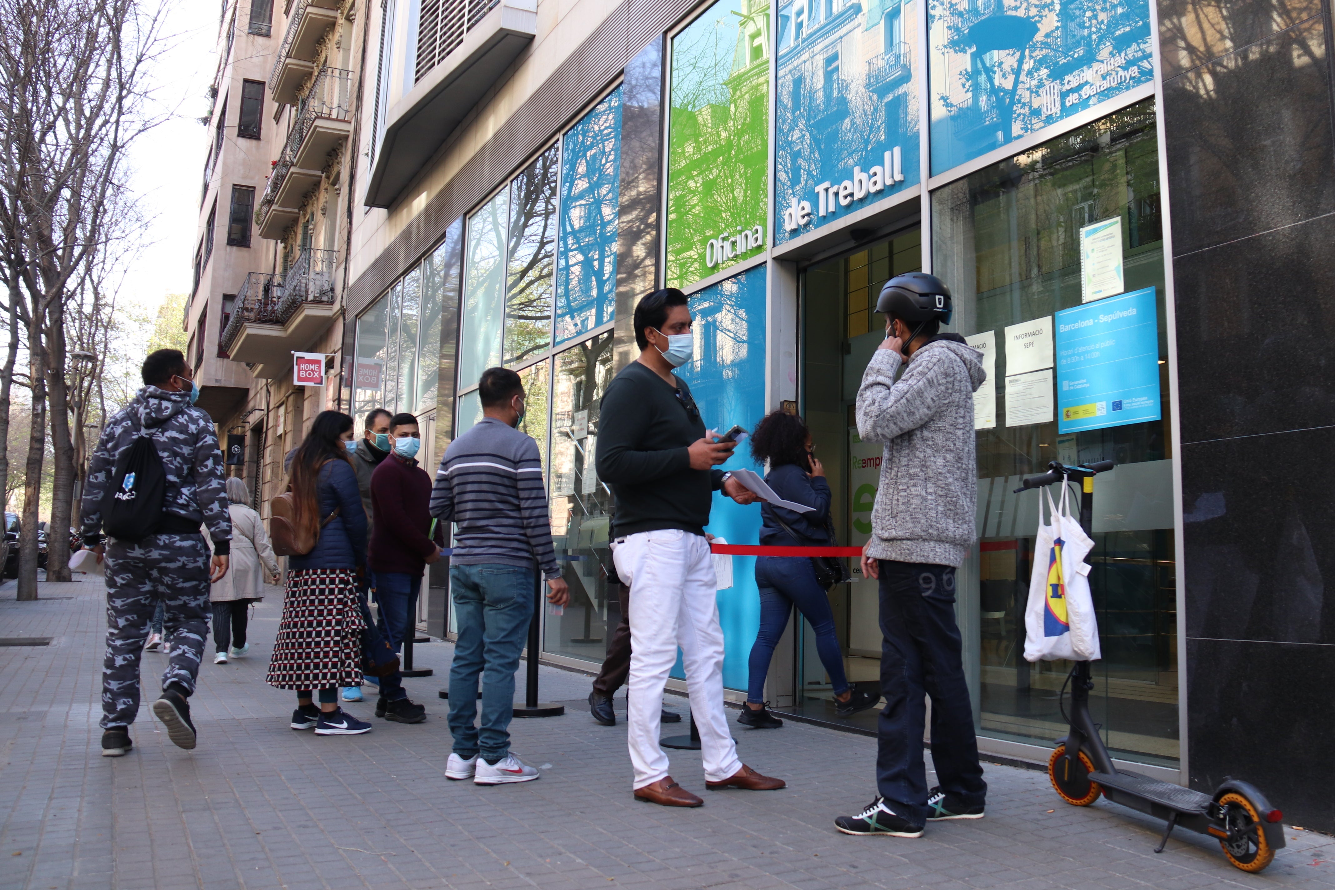 Cataluña cierra el 2022 con 346 mil parados, el nivel más bajo en quince años en un mes de diciembre Cataluña cierra el 2022 con 346 mil parados, el nivel más bajo en quince años en un mes de diciembre