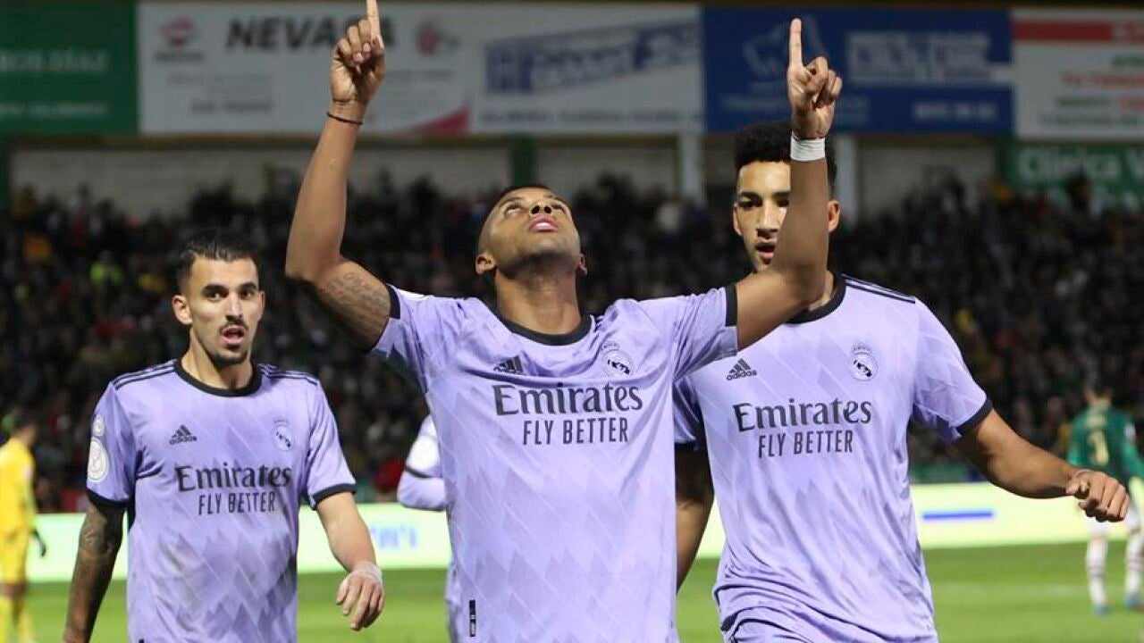 Un gol de Rodrygo da el pase al Real Madrid ante el Cacereño | Onda ...