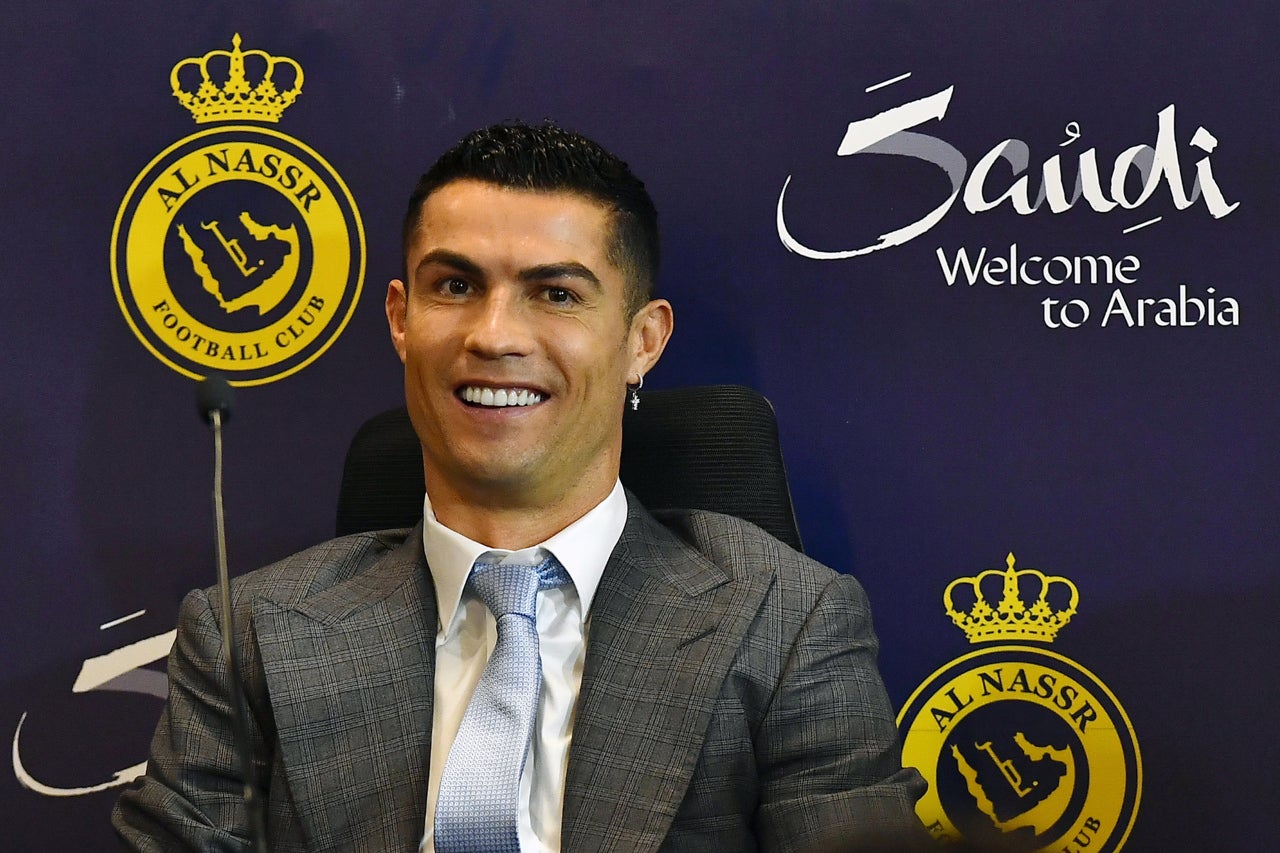 Cristiano Ronaldo presentado como nuevo jugador del Al Nassr Cristiano Ronaldo presentado como nuevo jugador del Al Nassr