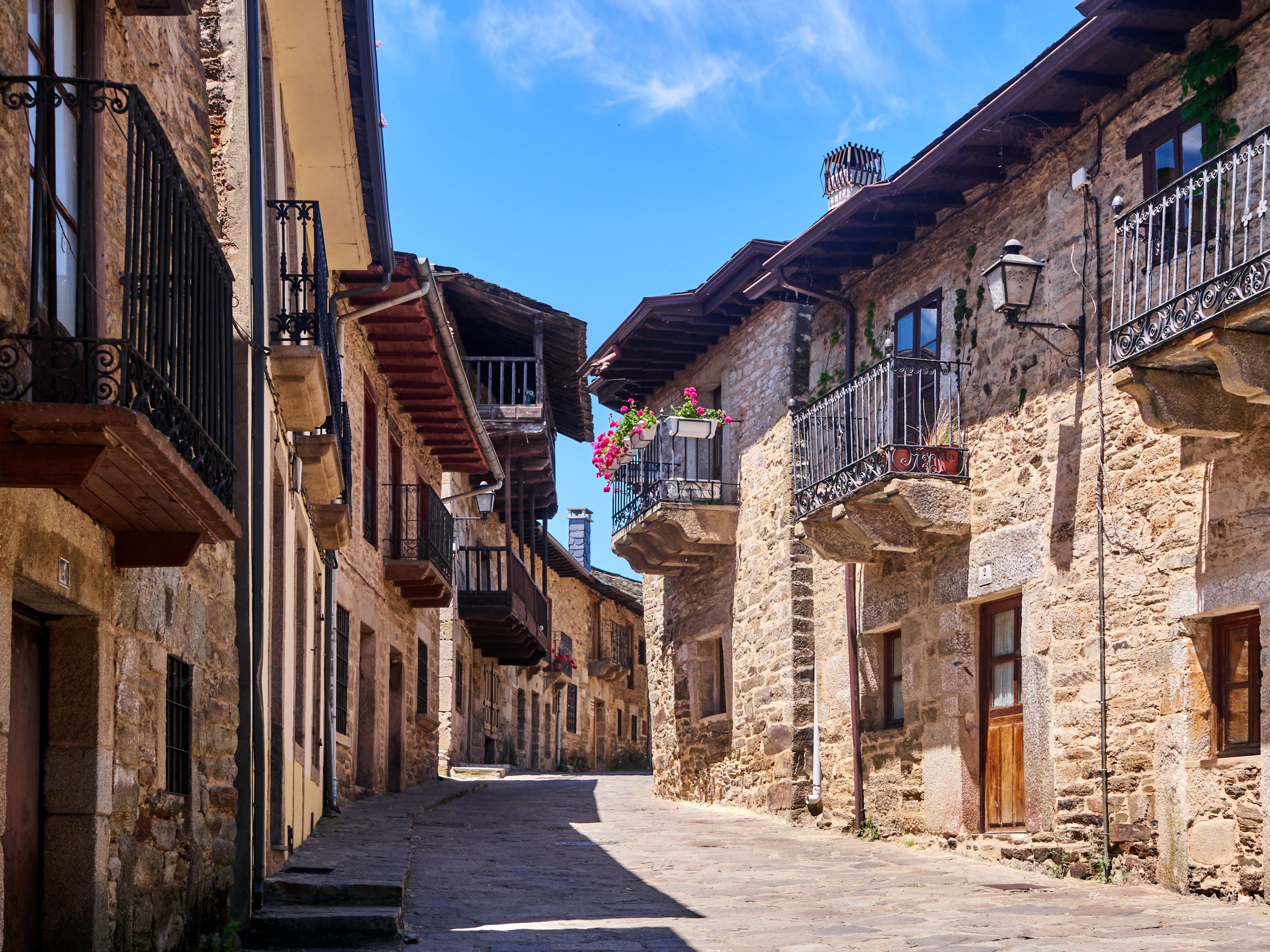 'Como dicen en mi pueblo. El habla de los pueblos españoles', el libro que recoge todos los dialectos de todas las zonas rurales de España 'Como dicen en mi pueblo. El habla de los pueblos españoles', el libro que recoge todos los dialectos de todas las zonas rurales de España