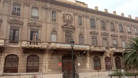 Fachada del Complejo Policial de Zapadores rehabilitación