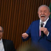 Lula responsabiliza a Bolsonaro de los asaltos: "Los vándalos fascistas serán castigados" 