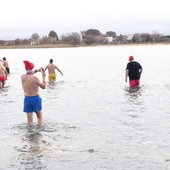 Vuelve el baño invernal a las Lagunas de Villafranca de los Caballeros (Toledo) Vuelve el baño invernal a las Lagunas de Villafranca de los Caballeros (Toledo)