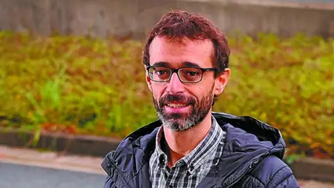 El escritor donostiarra Ibon Martín El escritor donostiarra Ibon Martín