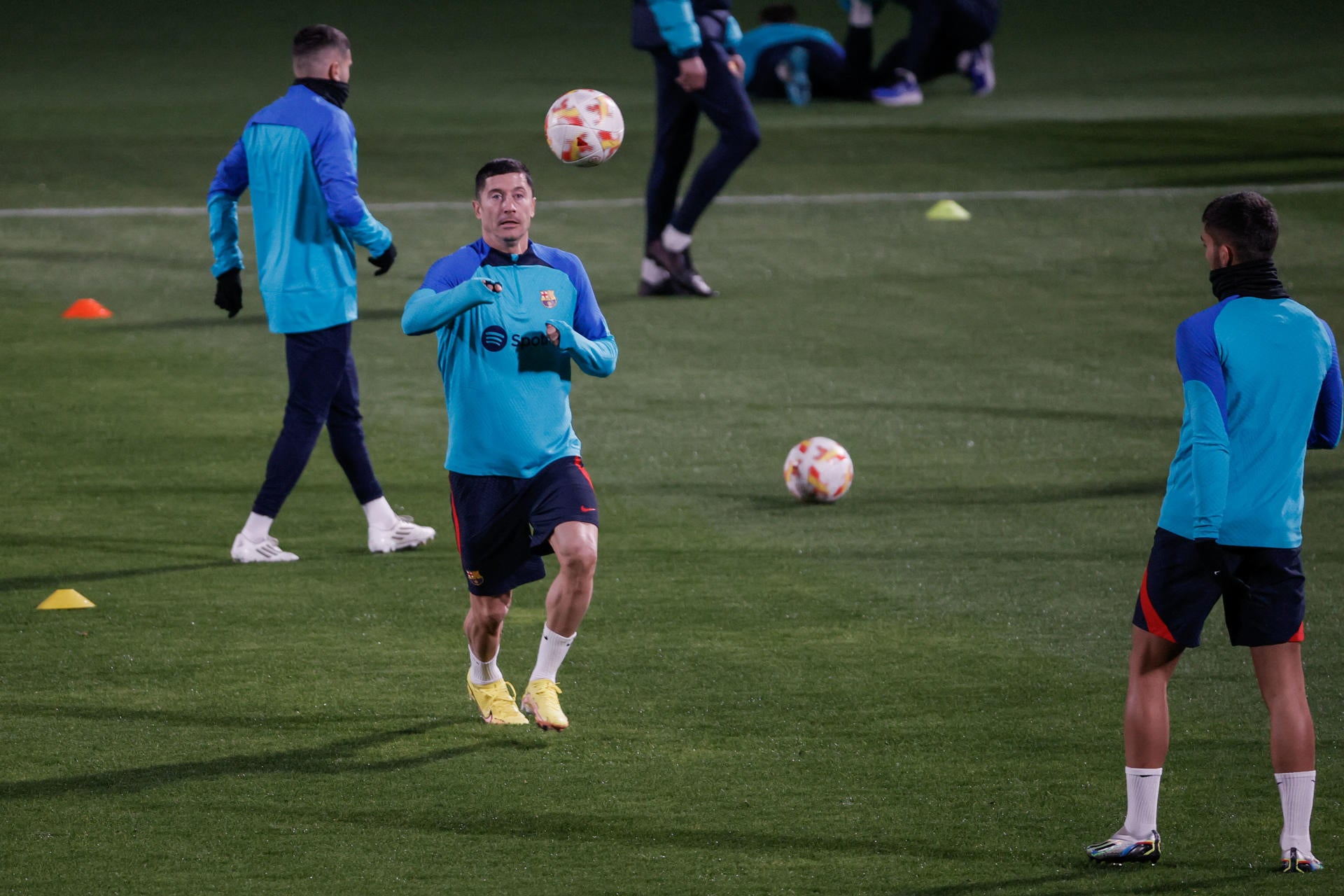 Dónde ver el Betis - Barcelona hoy: horario de la semifinal de la Supercopa de España Dónde ver el Betis - Barcelona hoy: horario de la semifinal de la Supercopa de España