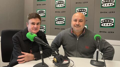 Antonio Mu&ntilde;oz y Tomi Segrelles comercio La Vila