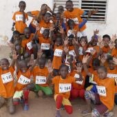 Niños de Kabacoto en ediciones anteriores de la Carrera Niños de África