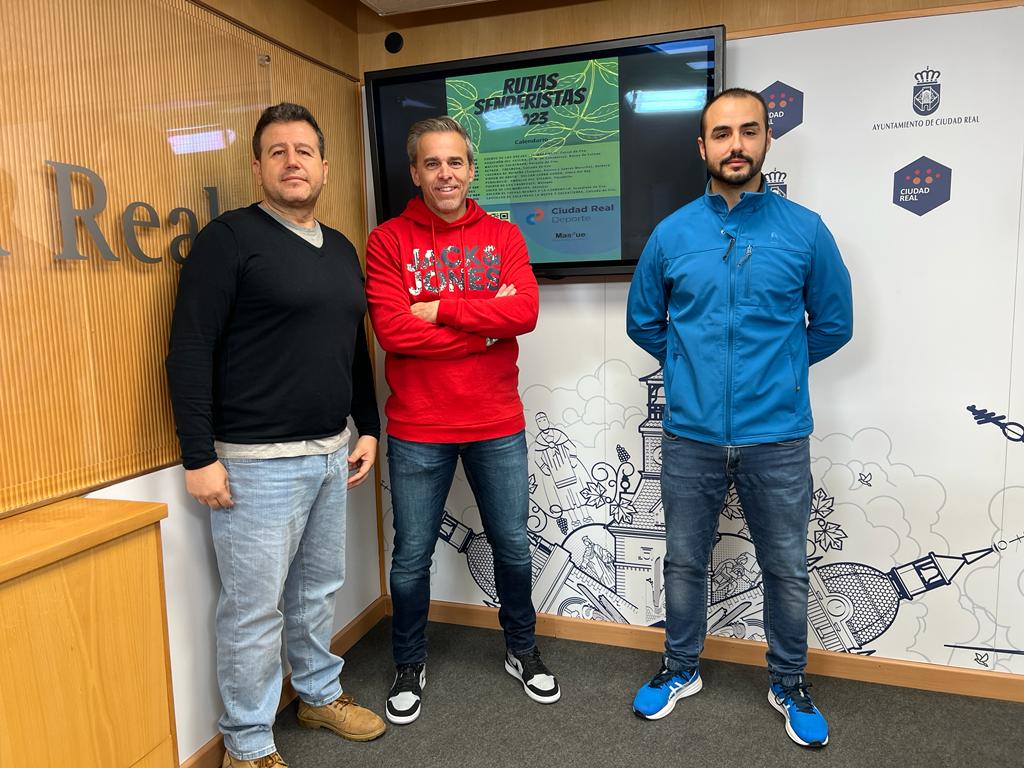 Ciudad Real programa 11 rutas senderistas para este año Ciudad Real programa 11 rutas senderistas para este año