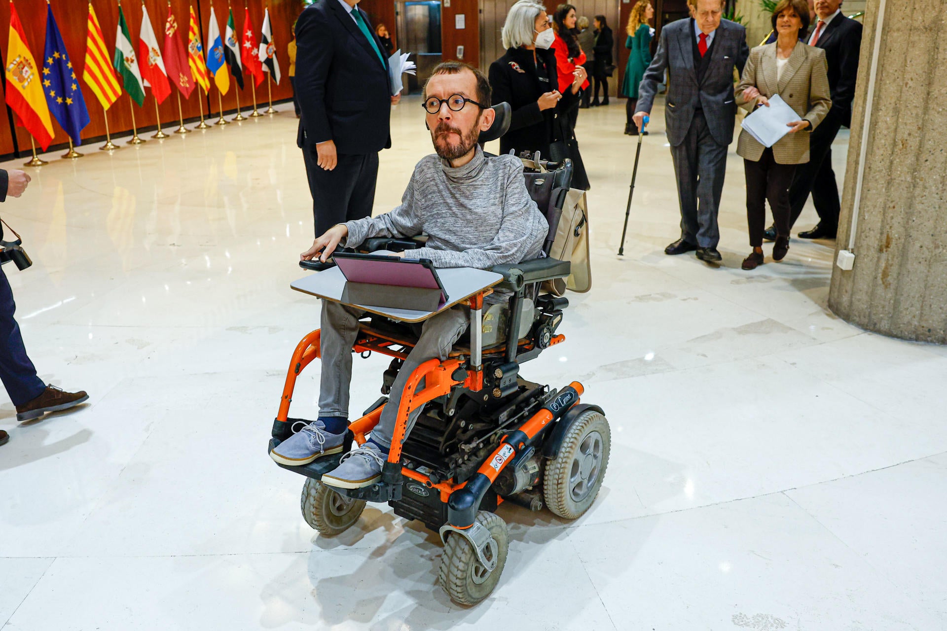 Ferrán Monegal: "Sería estupendo que Podemos se transformara en una gran central de análisis televisivo y que dejaran la política" Ferrán Monegal: "Sería estupendo que Podemos se transformara en una gran central de análisis televisivo y que dejaran la política"