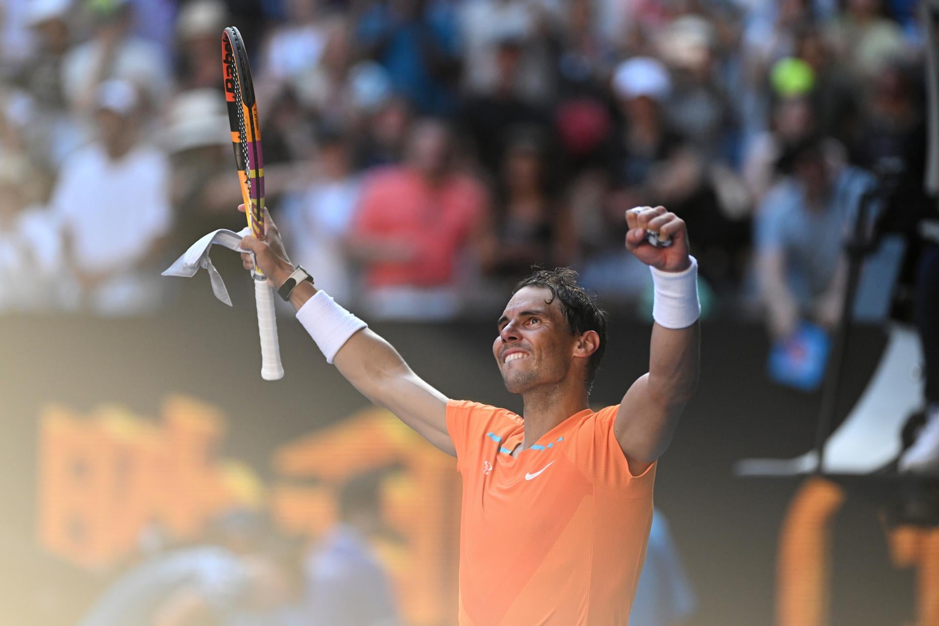 Rafa Nadal gana en su debut en el Abierto de Australia Rafa Nadal gana en su debut en el Abierto de Australia