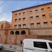 El edificio del Colegio Jesús y María se encuentra entre Avenida Goya y Cortes de Aragón