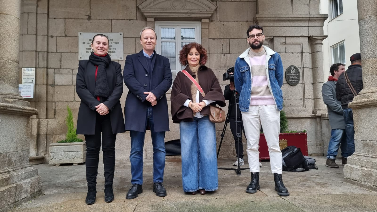 O Psoe denuncia a Jácome pola adxudicación dos programas de atención a persoas maiores O Psoe denuncia a Jácome pola adxudicación dos programas de atención a persoas maiores