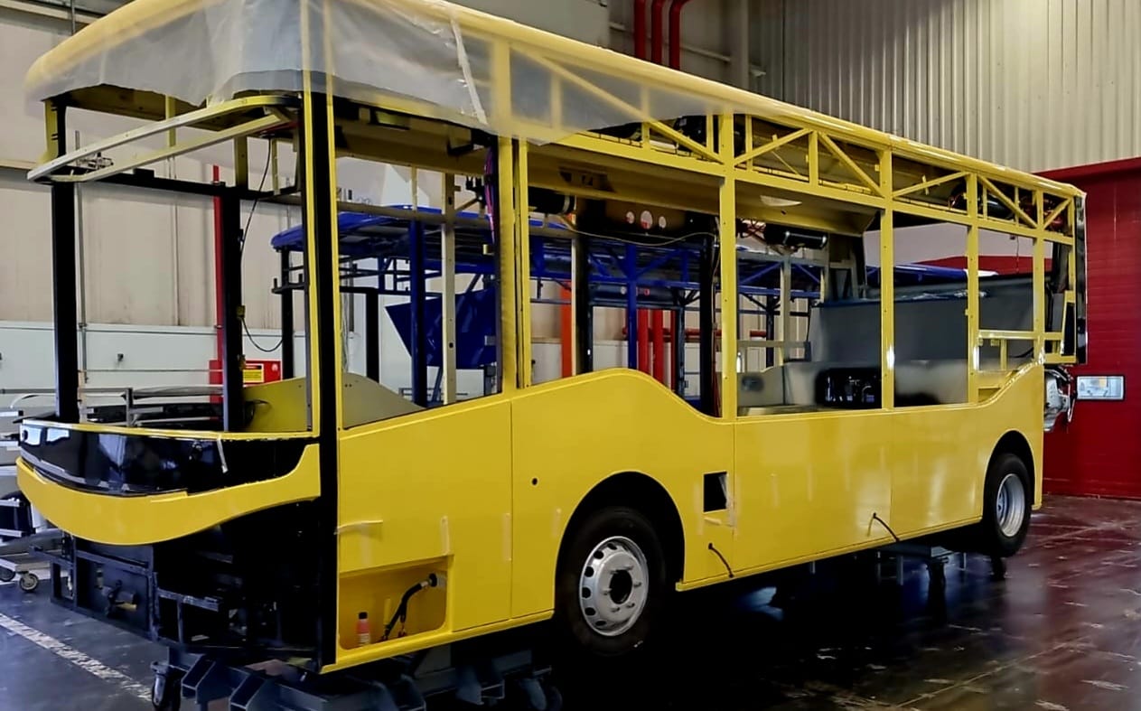 Os autobuses do concello de ourense manterán o cor amarelo como os actuais Os autobuses do concello de ourense manterán o cor amarelo como os actuais