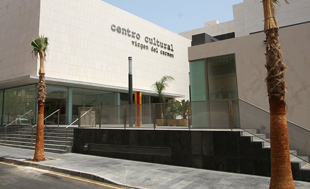 La Uned programa en Torrevieja cursos para mayores de 55 años, nos lo cuenta Jesucristo Riquelme La Uned programa en Torrevieja cursos para mayores de 55 años, nos lo cuenta Jesucristo Riquelme