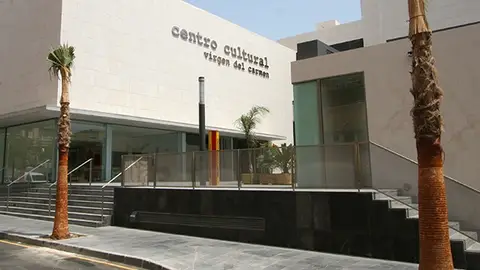 La Uned programa en Torrevieja cursos para mayores de 55 años, nos lo cuenta Jesucristo Riquelme uned