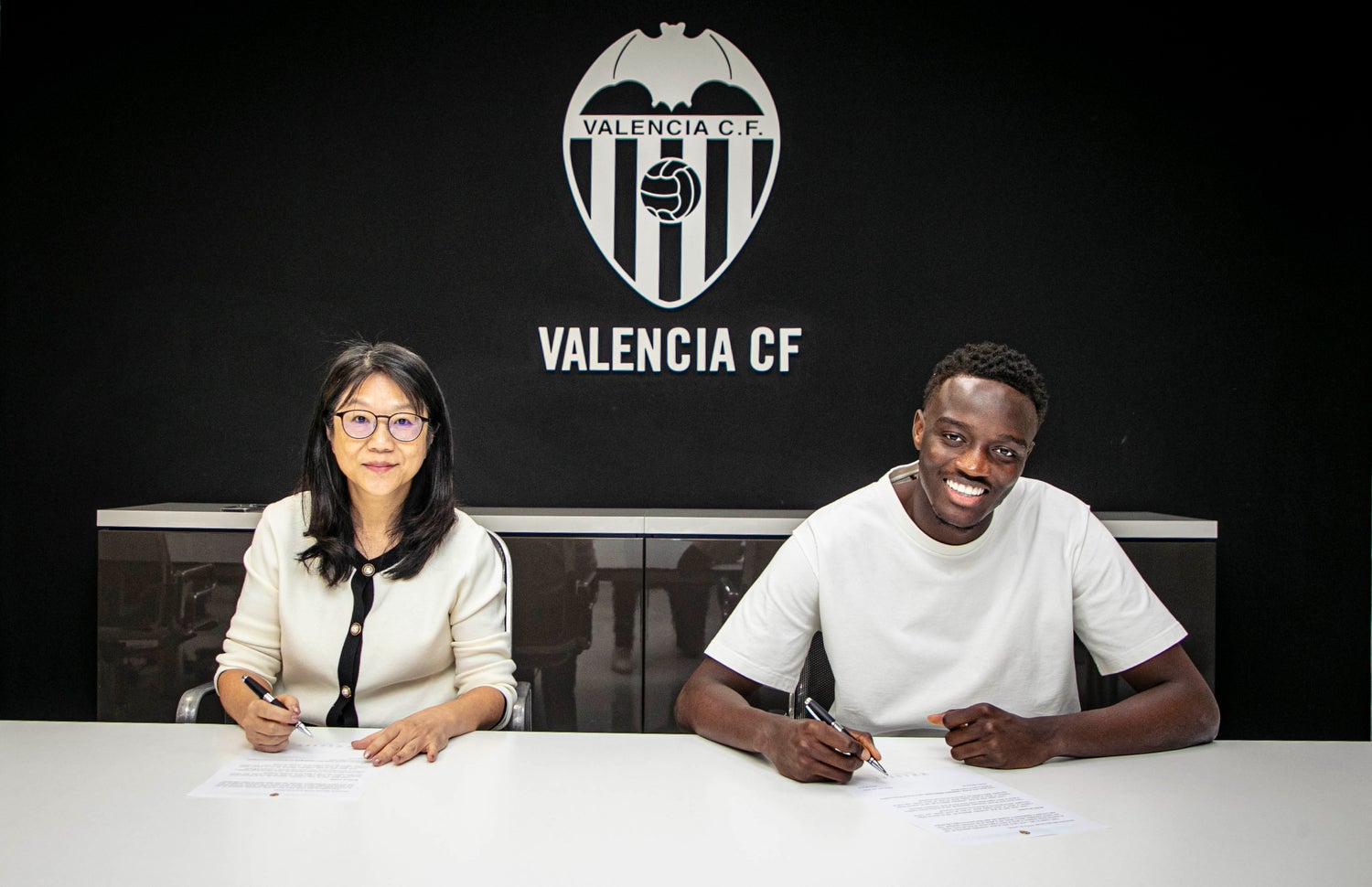 Diakhaby: "Quiero formar parte del Valencia del presente y del futuro" Diakhaby: "Quiero formar parte del Valencia del presente y del futuro"