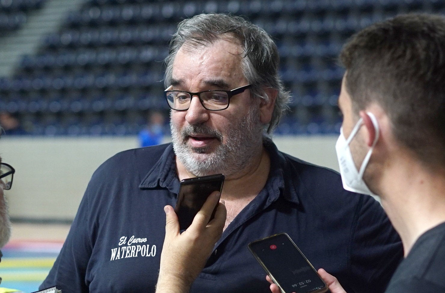 Manel Silvestre: "Tenemos la filosofía de siempre: gente de casa, ayuda de fuera y dar guerra al waterpolo de Barcelona" Manel Silvestre: "Tenemos la filosofía de siempre: gente de casa, ayuda de fuera y dar guerra al waterpolo de Barcelona"