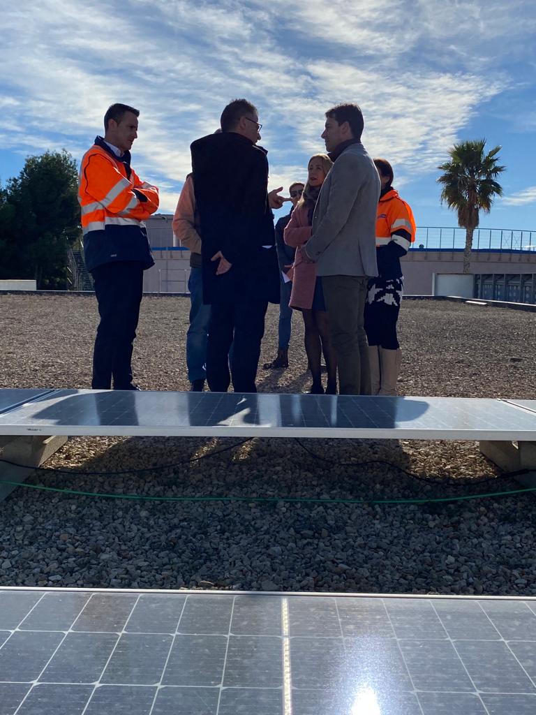 Benidorm instala 90 placas solares en la ETAP Benidorm instala 90 placas solares en la ETAP