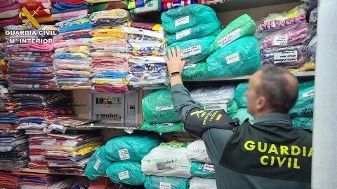 Incautados casi 2000 productos falsos Guardia Civil
