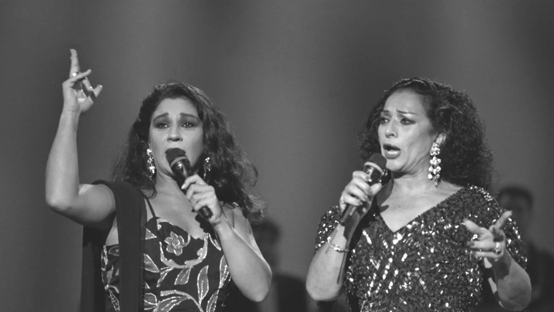 Centenario de Lola Flores, la cantante, actriz y bailaora que marcó la historia | Onda Cero Radio Centenario de Lola Flores, la cantante, actriz y bailaora que marcó la historia | Onda Cero Radio