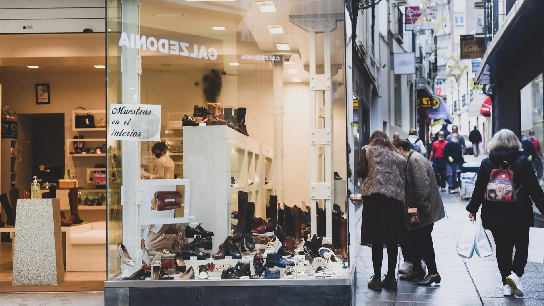 Los comerciantes de Mérida tendrán ayudas directas para el pago de luz o gas Los comerciantes de Mérida tendrán ayudas directas para el pago de luz o gas