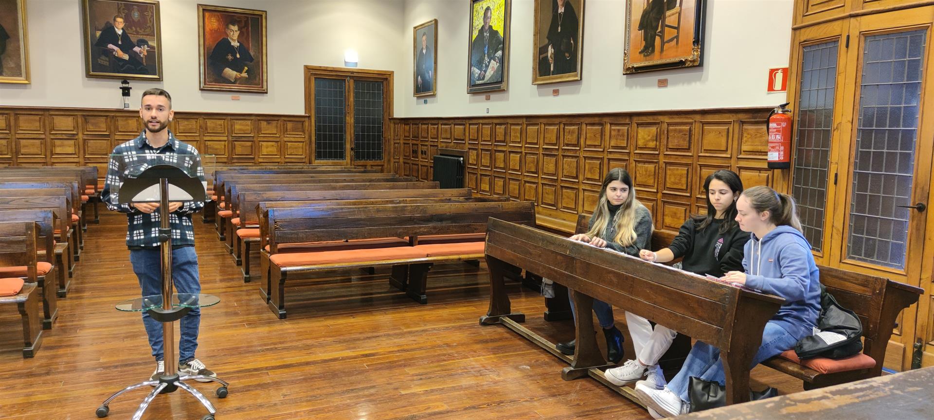 Nueve universidades en la XIII Liga de Debates Nueve universidades en la XIII Liga de Debates