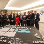 El president de la Generalitat, Ximo Puig, y el alcalde de Sagunto, Darío Moreno, visitan la gigafactoría que Volkswagen tiene en Alemania