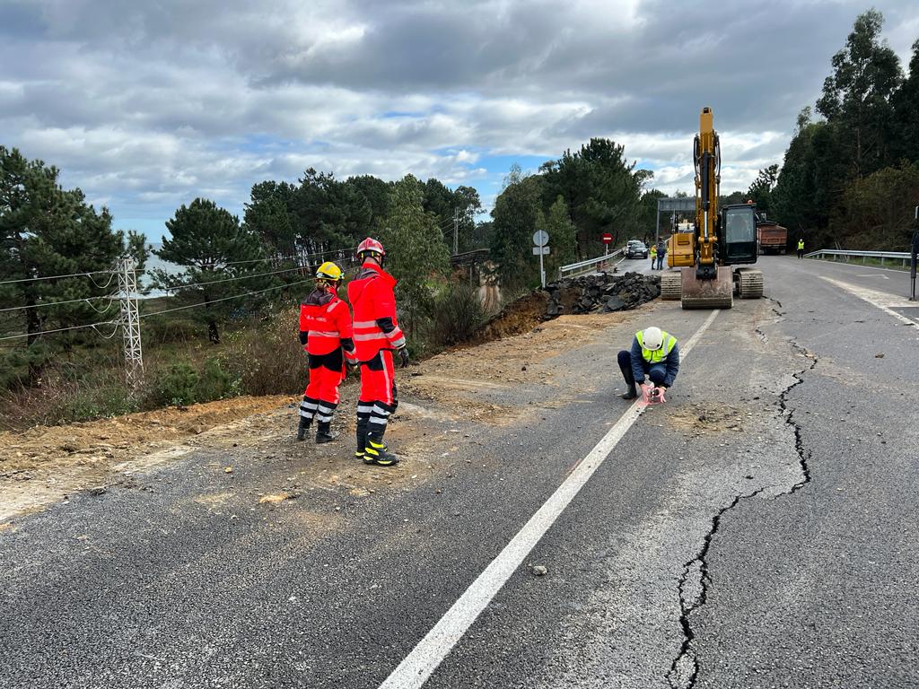 La Subdelegada del Gobierno asegura que la N 642 estaba en perfecto estado y nadie podía prever el derrumbe La Subdelegada del Gobierno asegura que la N 642 estaba en perfecto estado y nadie podía prever el derrumbe
