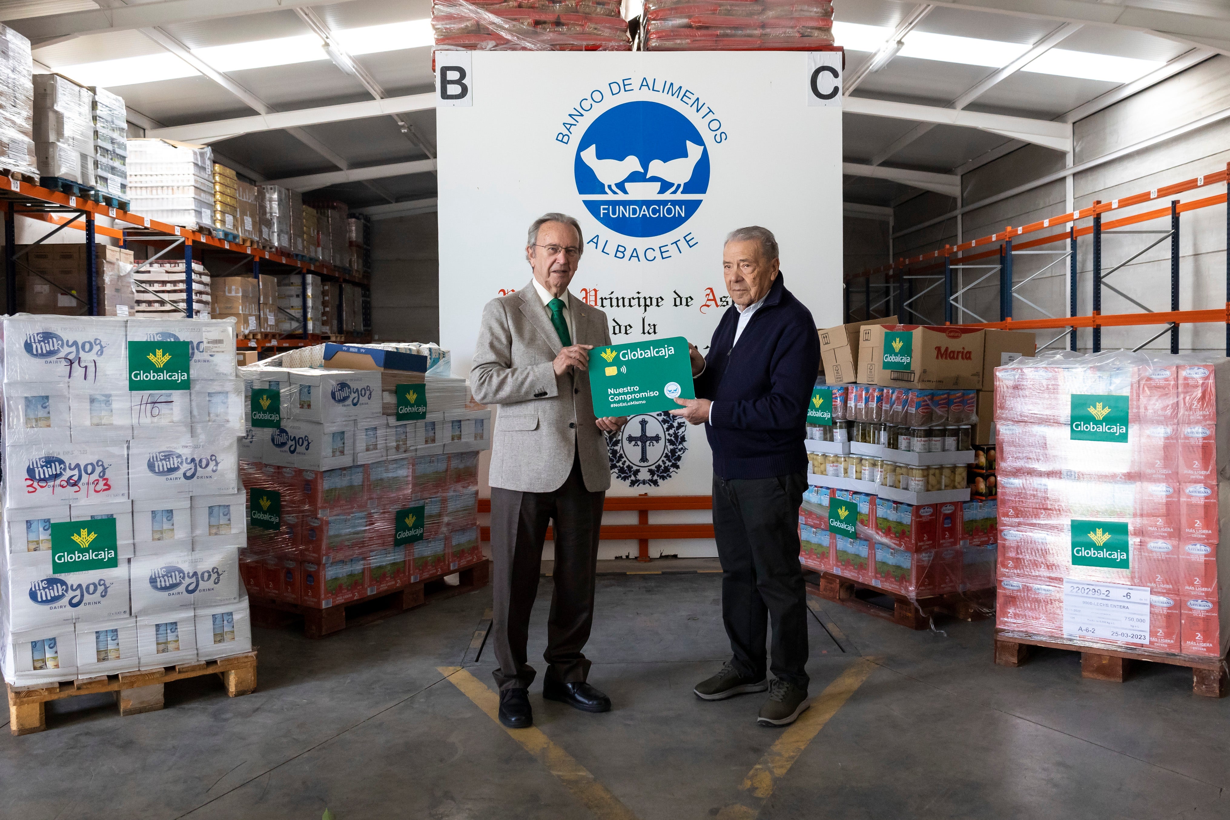 El Banco de Alimentos y Globalcaja se alían para adquirir 3.000 kg de alimentos El Banco de Alimentos y Globalcaja se alían para adquirir 3.000 kg de alimentos
