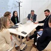 Reunión de los responsables de AENA, del Aeropuerto 'Alicante-Elche' y de la Diputación 