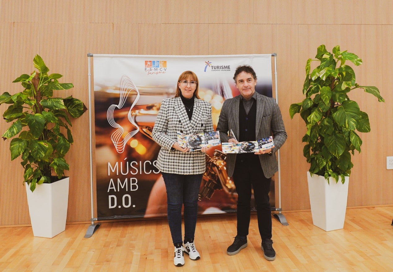 A que sona la nostra terra? A música de banda, según un trabajo de la FSMCV A que sona la nostra terra? A música de banda, según un trabajo de la FSMCV