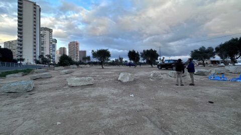 Párking junto a Mercadillo Pueblo Benidorm Párking junto a Mercadillo Pueblo Benidorm