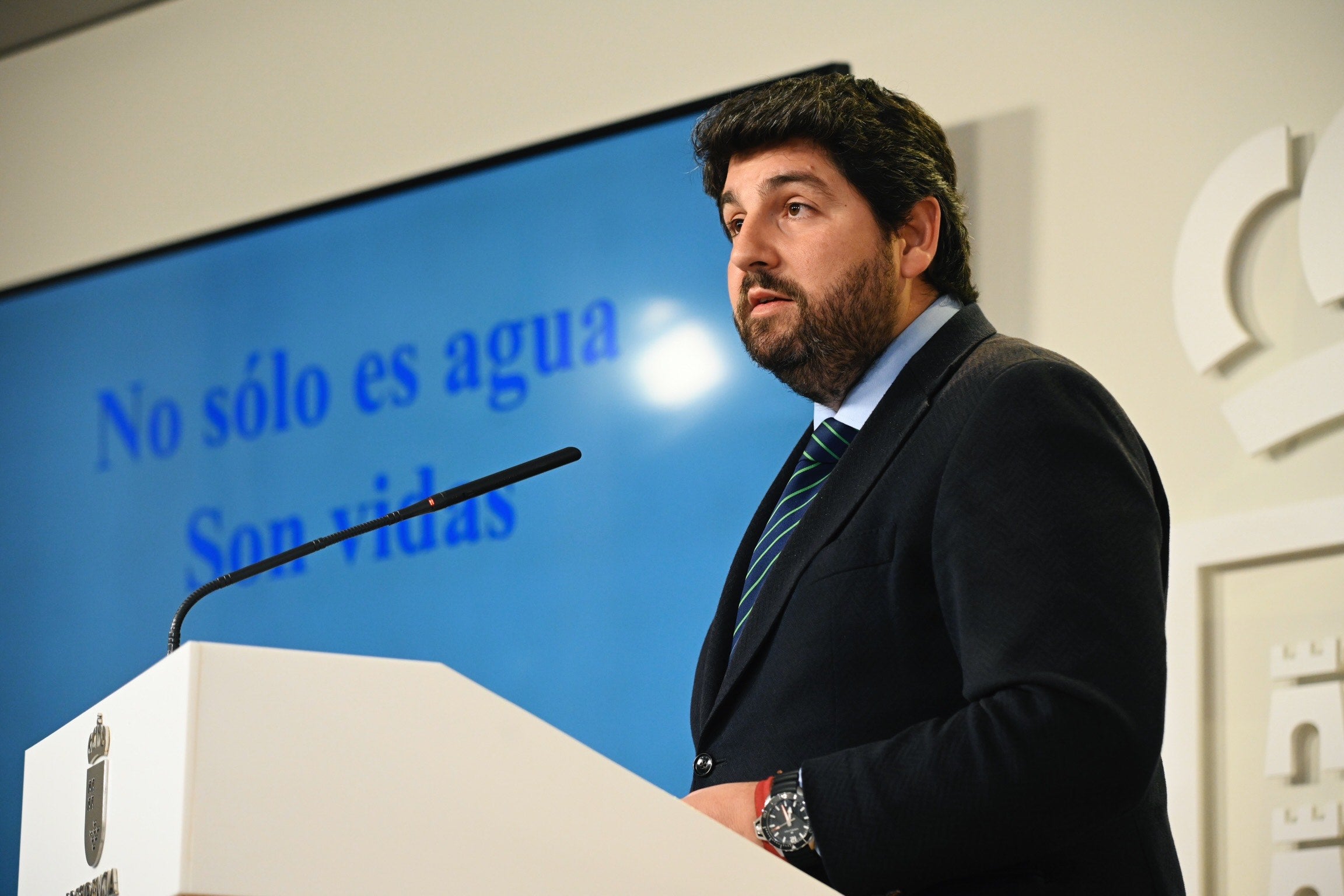 López Miras anuncia un recurso ante el Supremo "por el mayor ataque político perpetrado contra la Región de Murcia" López Miras anuncia un recurso ante el Supremo "por el mayor ataque político perpetrado contra la Región de Murcia"