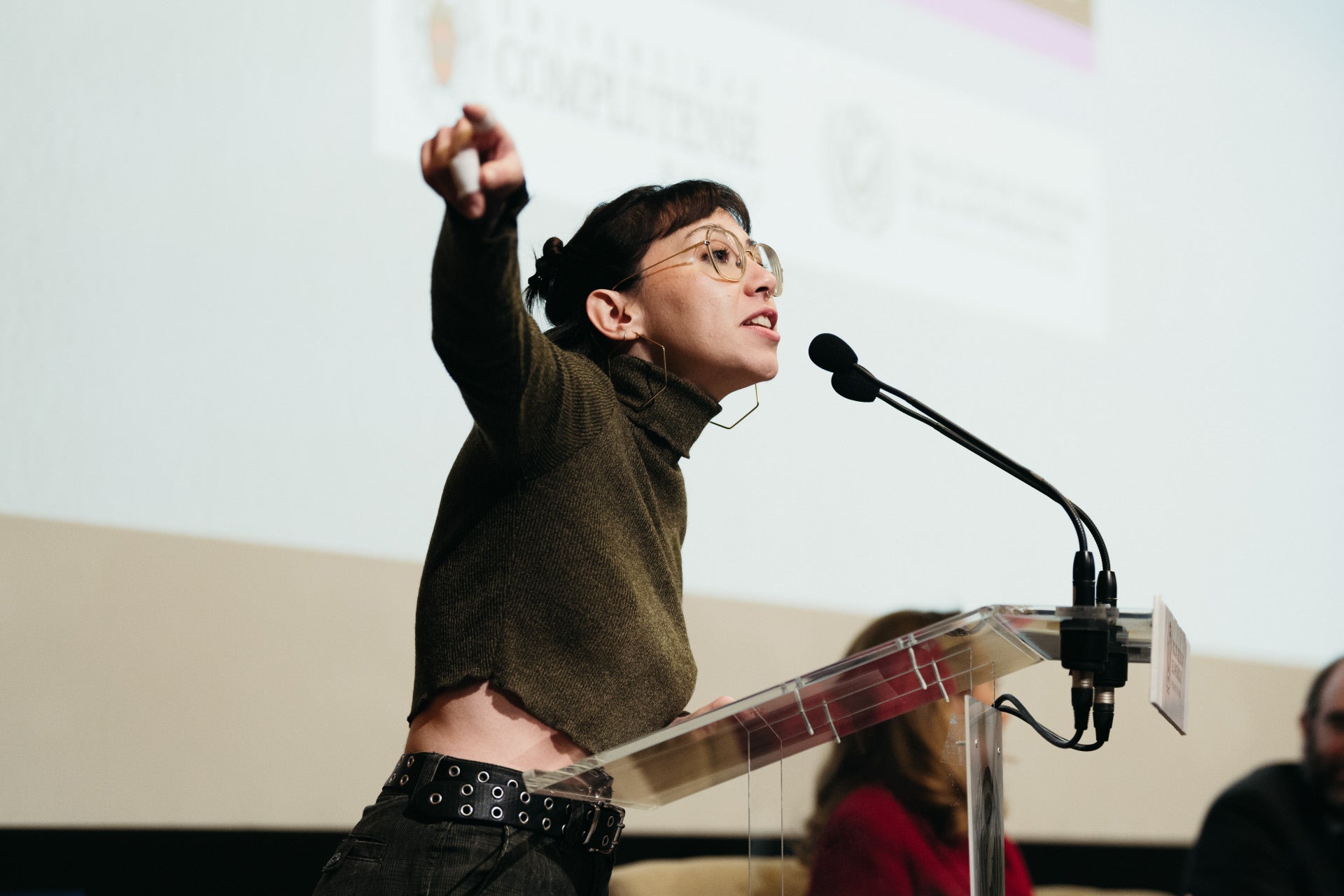 El discurso de la mejor estudiante de Ciencias de la información: "Es un día muy triste porque cuando digo Ayuso oigo aplausos" El discurso de la mejor estudiante de Ciencias de la información: "Es un día muy triste porque cuando digo Ayuso oigo aplausos"