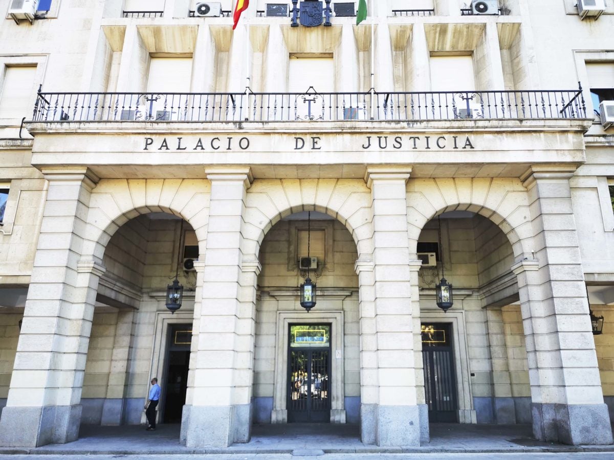 Huelga indefinida de los letrados de la Administración de Justicia Huelga indefinida de los letrados de la Administración de Justicia