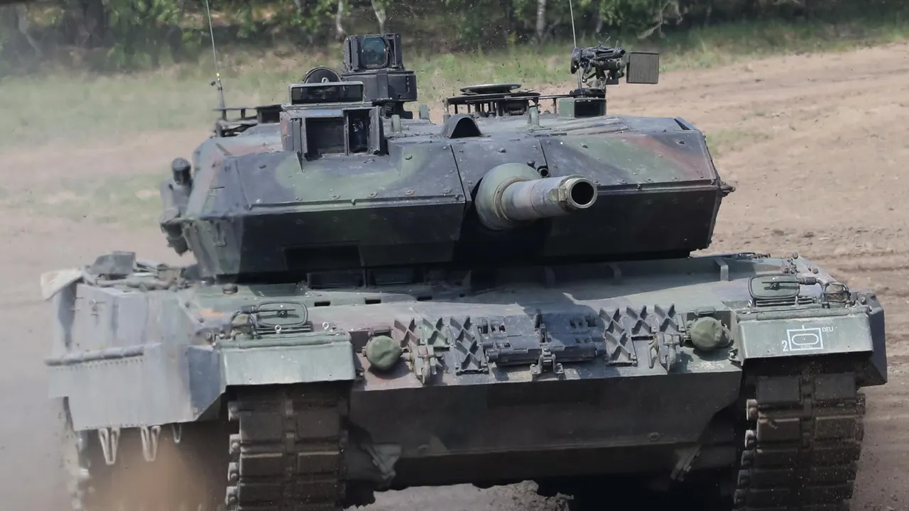 Un tanque 'Leopard 2' del ejército alemán durante el ejercicio Terrestre de la Fuerza de Tarea de Muy Alta Disponibilidad de la OTAN