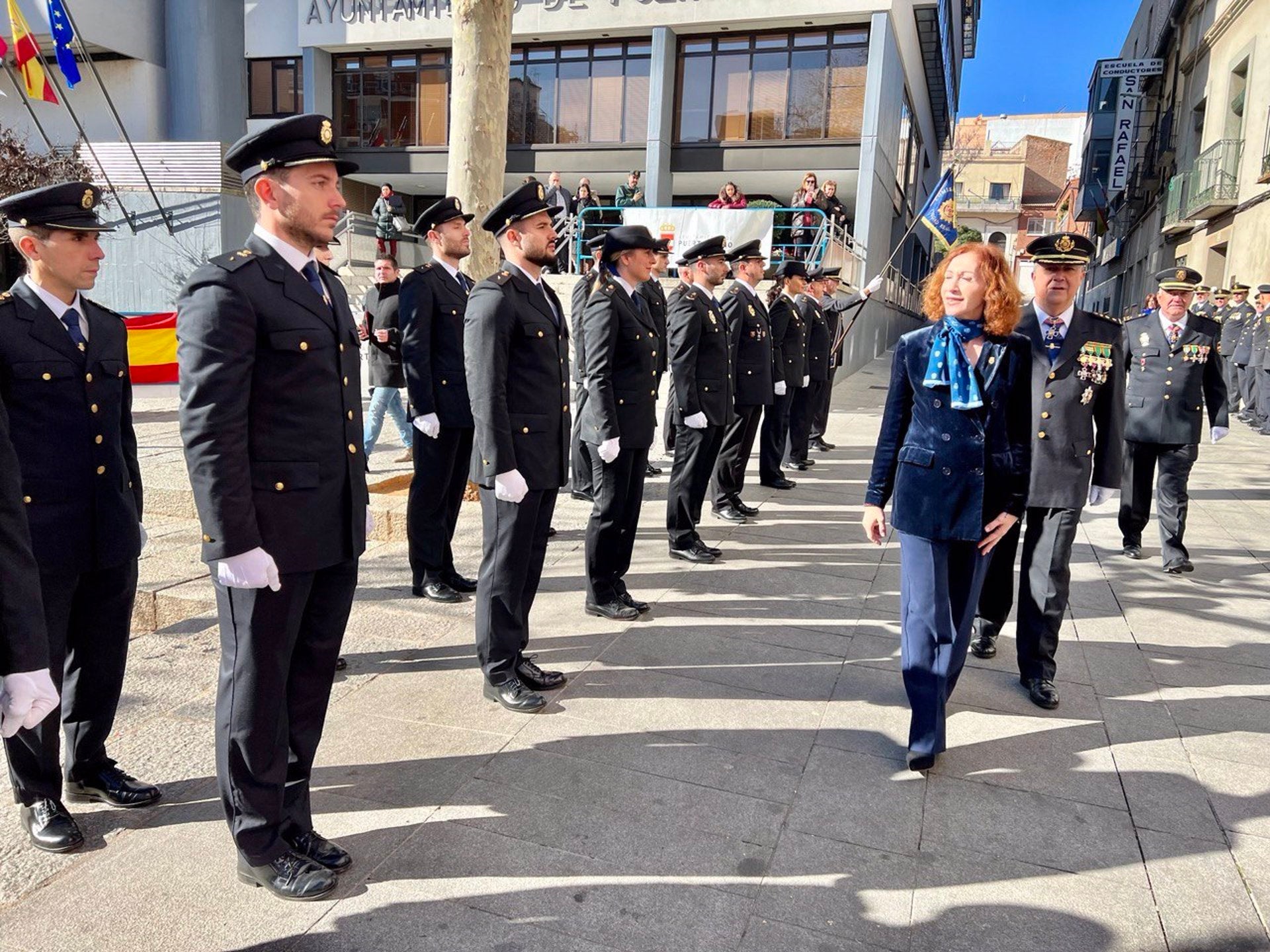 La Policía Nacional celebra en Puertollano su 199 aniversario reafirmando su compromiso ciudadano y el papel de la mujer La Policía Nacional celebra en Puertollano su 199 aniversario reafirmando su compromiso ciudadano y el papel de la mujer