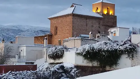 Almócita con nieve Almócita con nieve