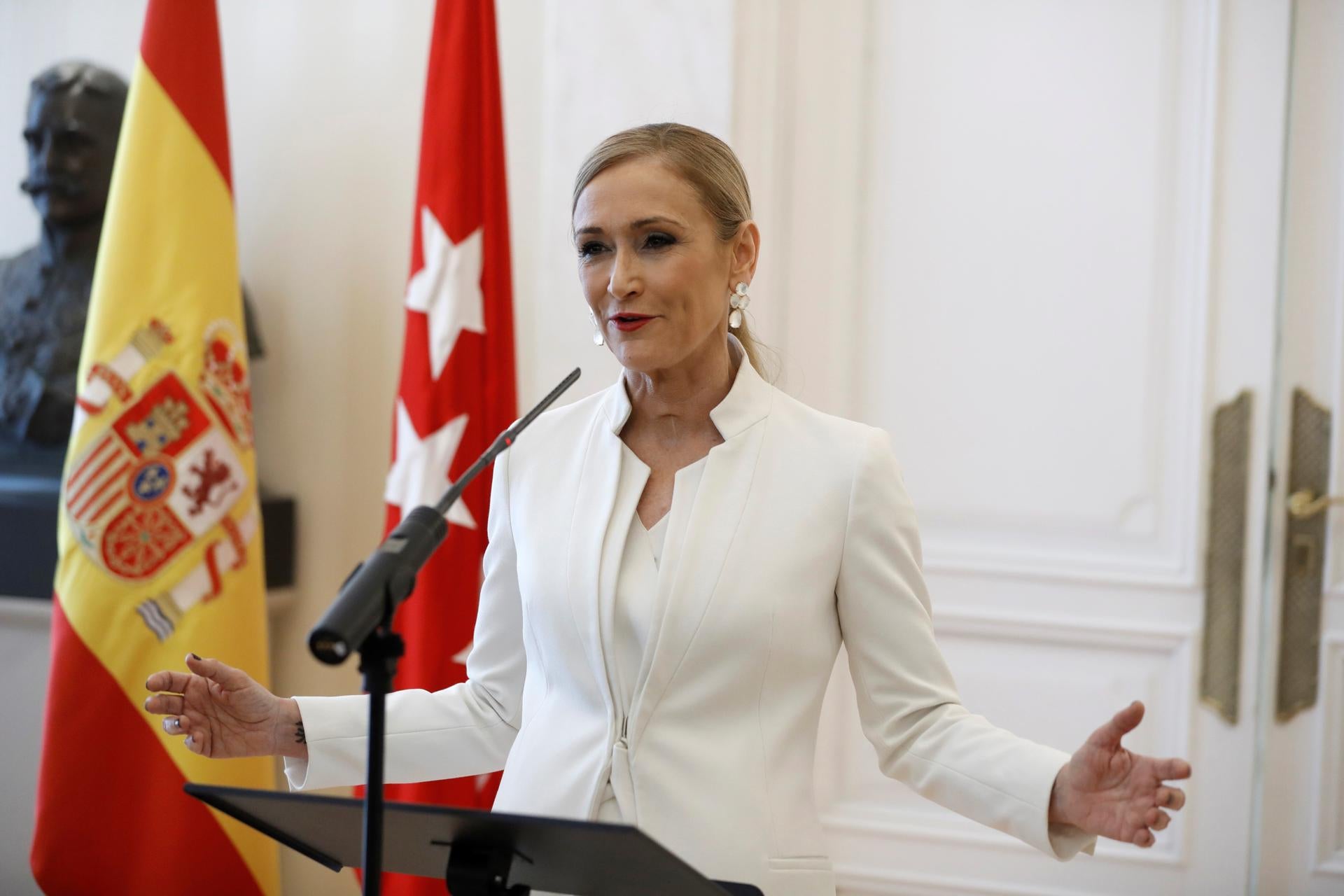La Justicia condena a Eroski a indemnizar con 30.000 euros a Cristina Cifuentes por el vídeo de las cremas La Justicia condena a Eroski a indemnizar con 30.000 euros a Cristina Cifuentes por el vídeo de las cremas