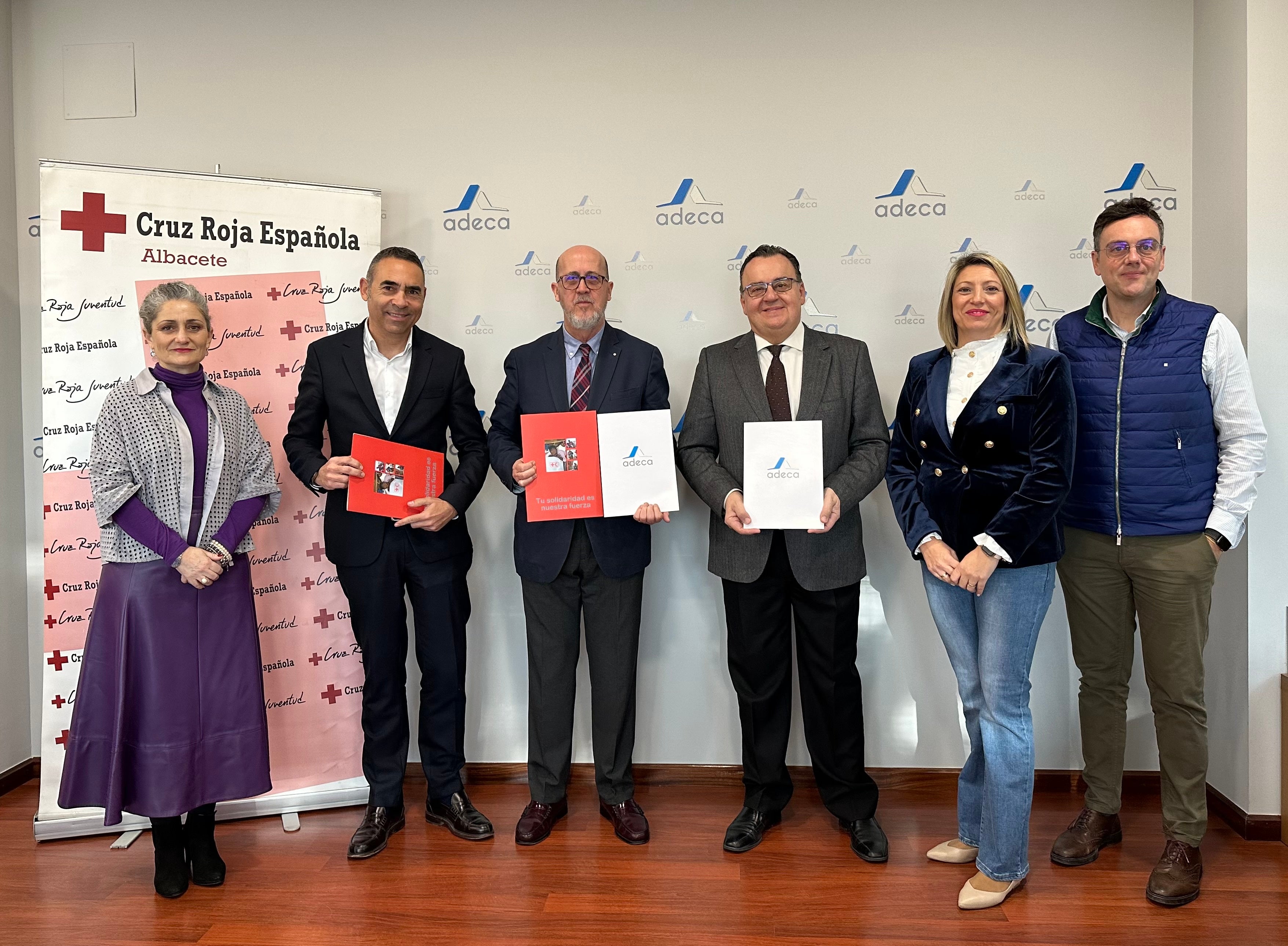 Adeca y Cruz Roja colaboran para extender su Plan de Empleo Adeca y Cruz Roja colaboran para extender su Plan de Empleo