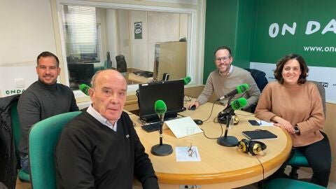 Tertulia pol&iacute;tica en 'M&aacute;s de uno Elche'.