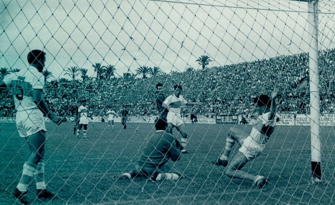 Elche: un centenario de cambios en la grada Elche: un centenario de cambios en la grada